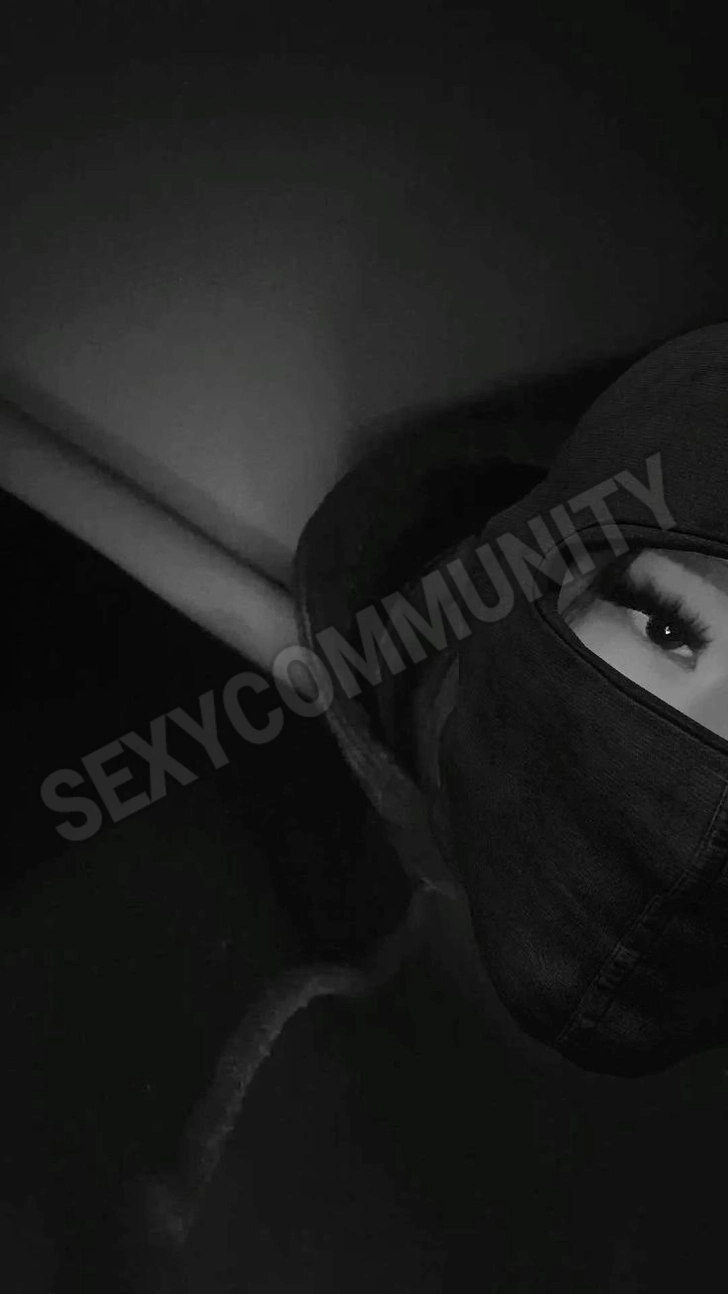 Advertisement (8774999) - Ariah 1