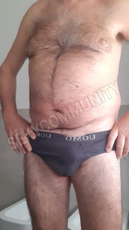 Tony735940196