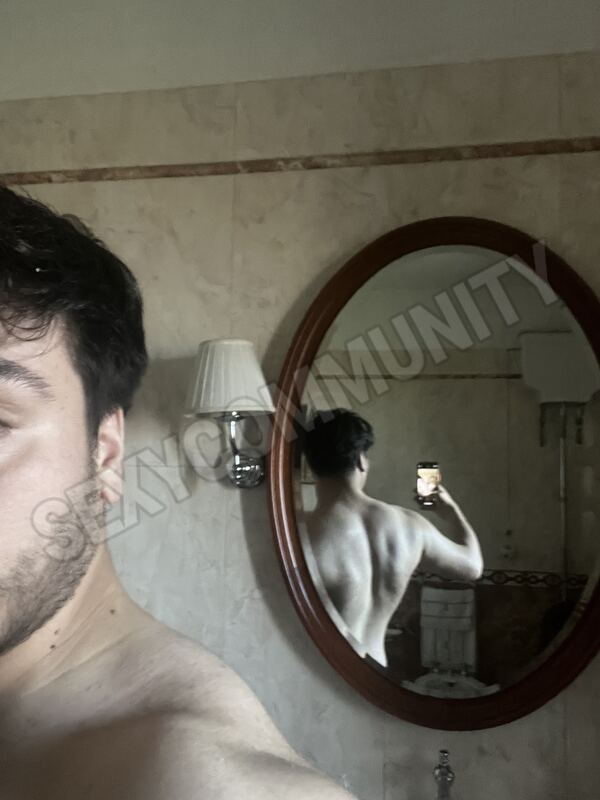 Nick0035908210