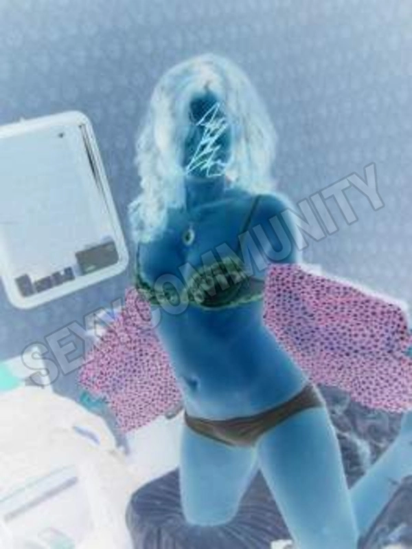 sensualpoison5357213