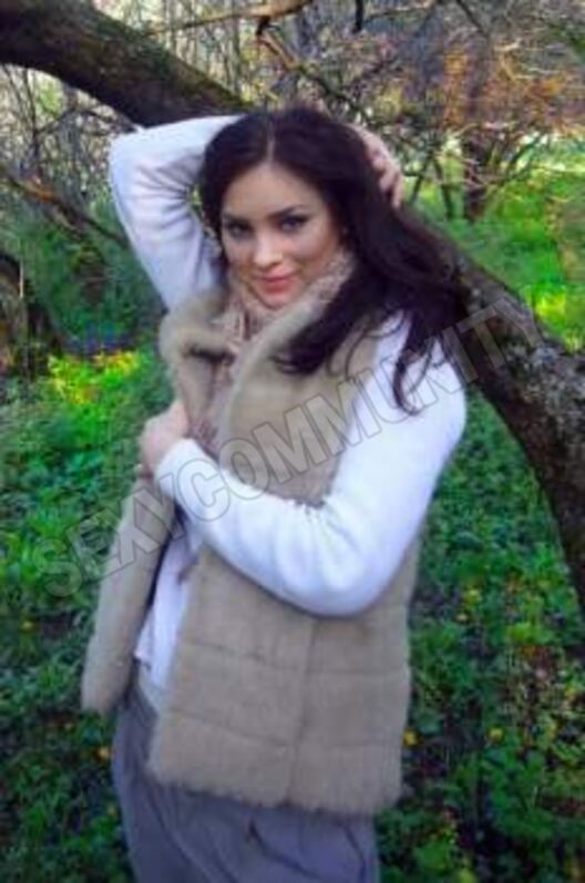 alessandraa5586527