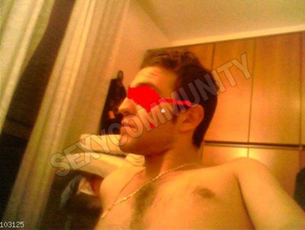 alessandroleo15339802