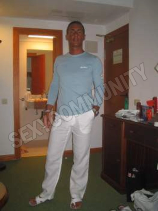 Adulatore1756465307747
