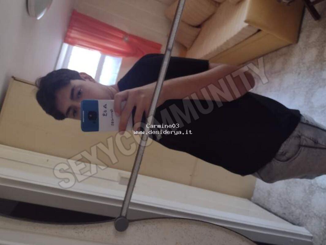 Carmine035879831
