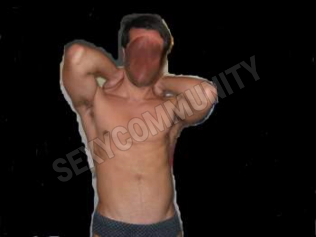 hommedenuit5533062