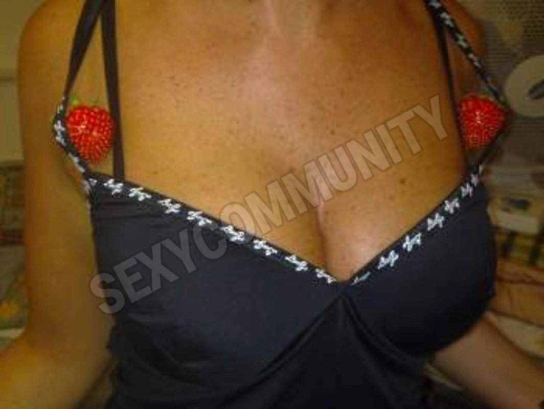Max30Nicole5565166