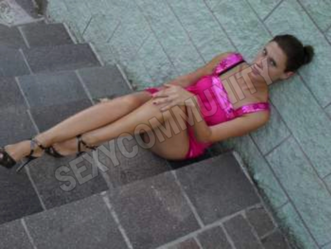 esther3642655567903