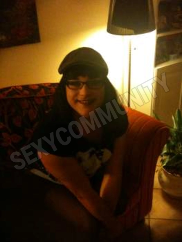 LauraTrans19765562823