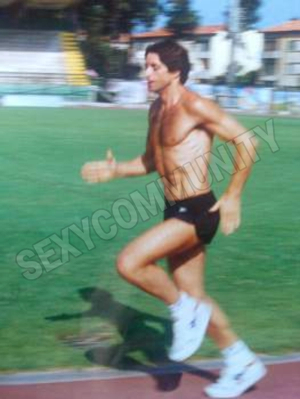 bluprofondoviareggio5556095