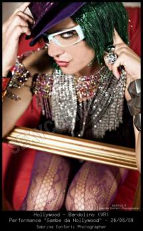 GRACE1MARIA1TRAV1FASHION5570854
