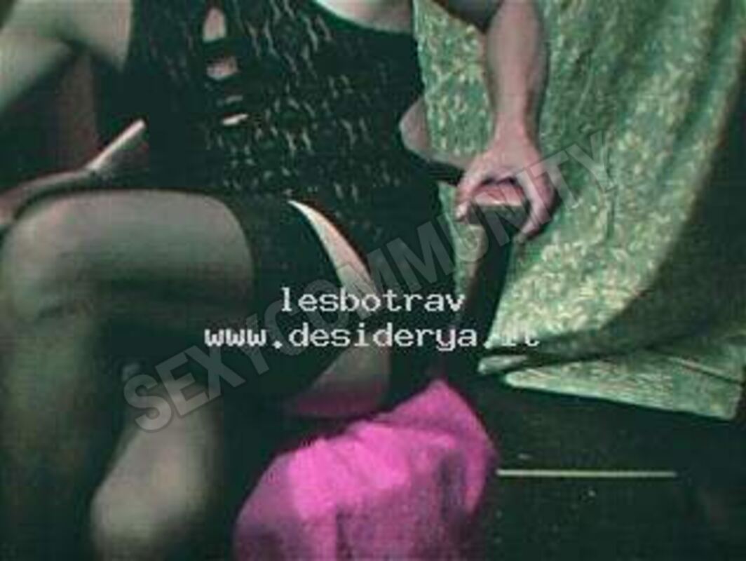 lesbotrav5873514