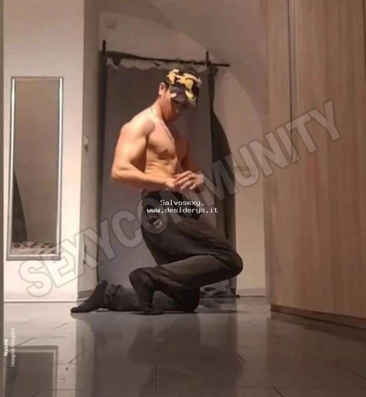 Salvosexy45877123