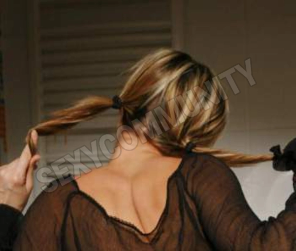 rebecca3rimini5506299
