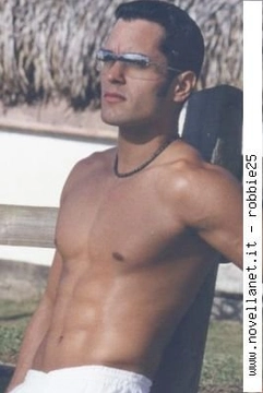 robbie25